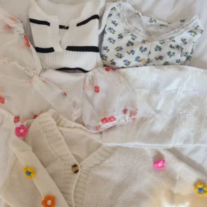 my-11134207-7ras8-mcd5125wod0o1a.webp Preloved Crop Top Blouse Cardigan Blouse Knit Wear