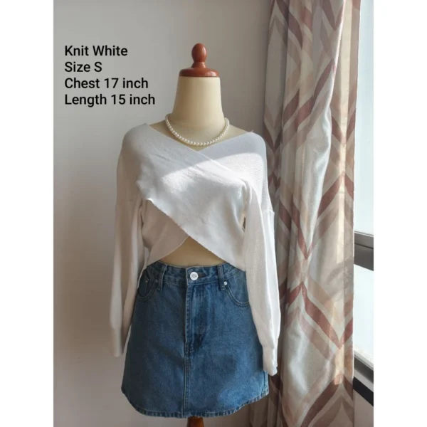 Preloved Crop Top  Blouse  Cardigan  Blouse  Knit Wear