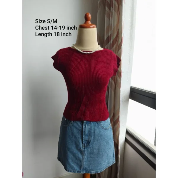 my-11134207-7rasd-md8qmu4kq0phd8.webp Preloved Blouse Knit and Crop Top women