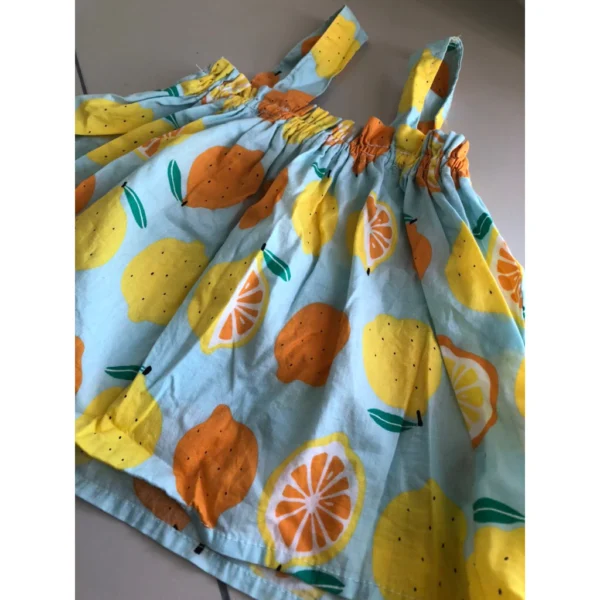 PRELOVED   Baby Girl Cute Top   Size 90