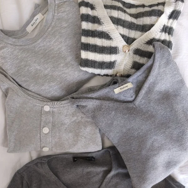 my-11134207-820lb-mjchkz10sc1s9a.webp PRELOVED crop top blouse